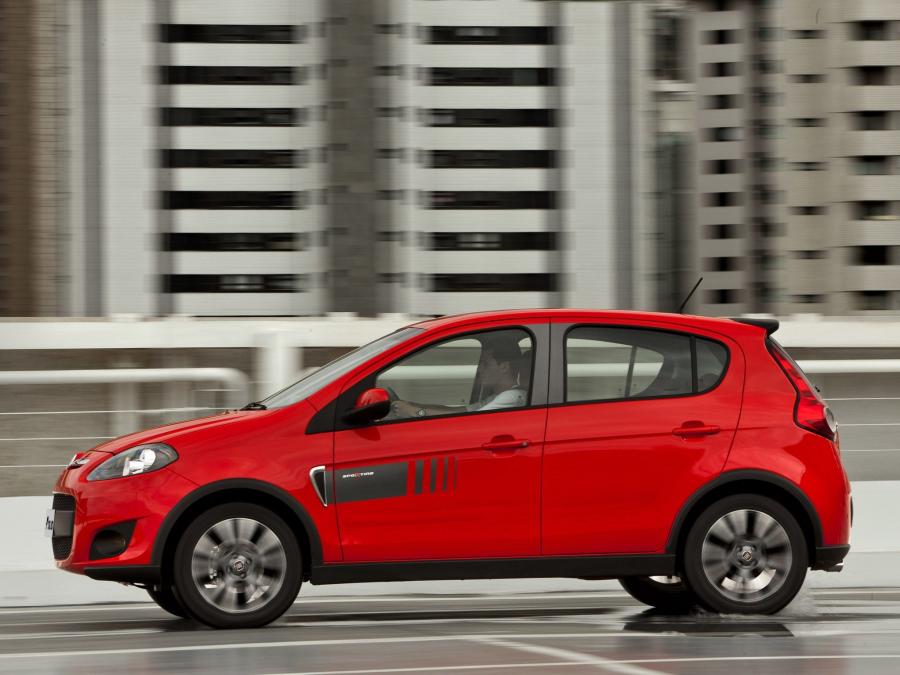  Fiat Palio Sporting 2011 года  (фото 17 из 28)